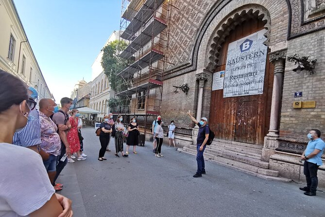 The Jewish Heritage Tour of Timisoara - Fabric Synagogue exterior, and what to notice outside