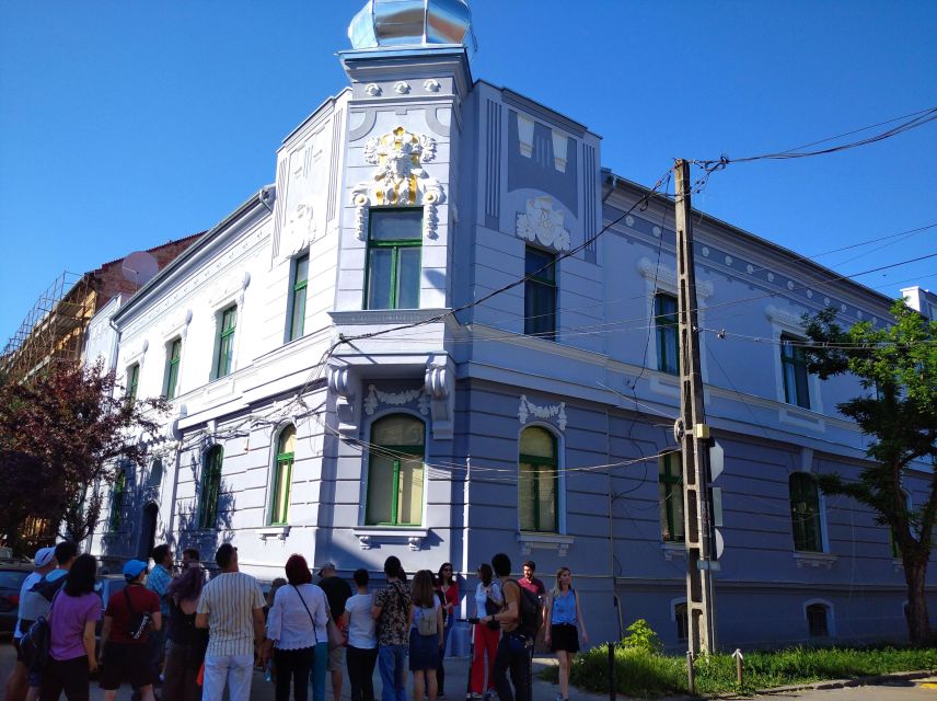 Timisoara Dream Tour in Elisabetin Neighborhood - Elisabetin: the Art Nouveau neighborhood worth slowing down for