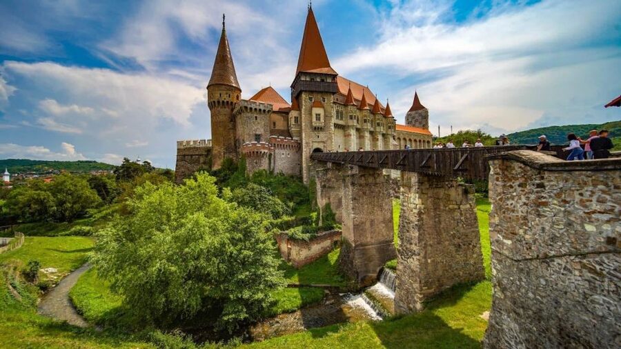 Timisoara Dream Tours: Trip to Hunedoara Castle and to Sibiu - Câlnic Fortified Church (UNESCO): Small Building, Big Focus