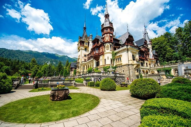 Tour of the 3 Castles: Bran, Rasnov and Peles in Spanish (native Spanish guide). - Key highlights worth planning around