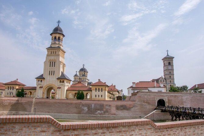 Tour to Corvin Castle in Hunedoara & Alba Iulia - Who should book this Sibiu day trip