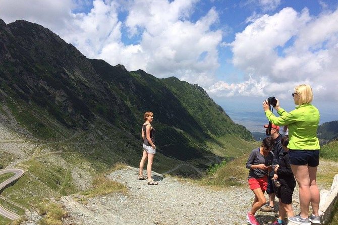 Transfagarasan Highway Balea Lake and Carta Monastery from Brasov - Stop 2: Bâlea Lake at 2,034 m, cable car logistics, and the ice-season mood