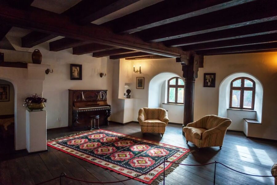 Transylvania Tour: Dracula's Castle, Peles Palace & Brasov - Key highlights you will feel right away