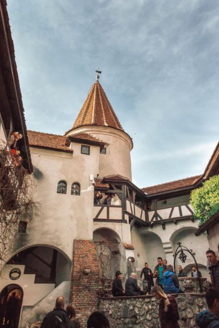 Transylvania Tour: Dracula's Castle, Peles Palace & Brasov - Should you book this Transylvania tour?
