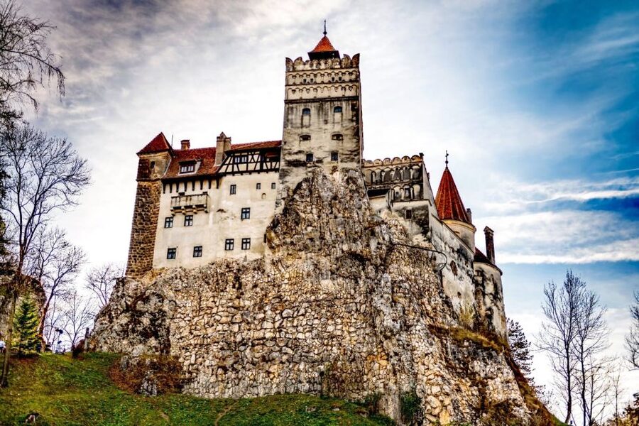 Transylvania Tour: Dracula's Castle, Peles Palace & Brasov - Bran Castle and Dracula: gothic drama with real castle bones