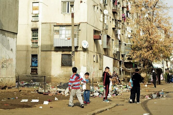 Troubled - Notorious Neighborhood - area known for social issues - Key things that make this tour worth your time