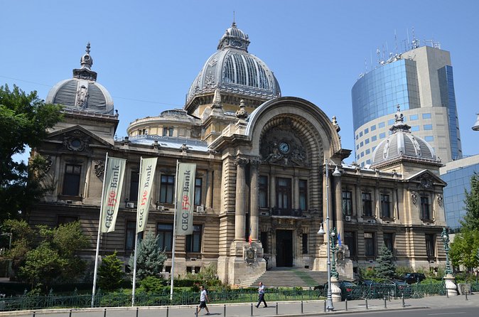 Walking tour of Bucharest - Stop 3: Gradina Icoanei near Ioanid Park, a change of pace